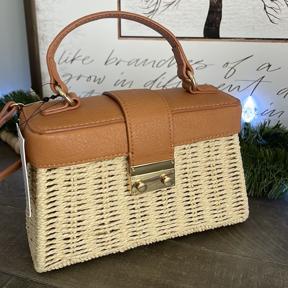Lauren Conrad Vegan Leather Handbag Style HLC31XB05